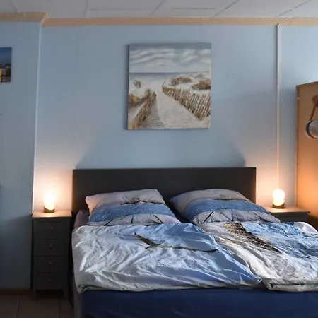 Delphinkoje Kniedler 3-0-6 - Ifa * Kellenhusen